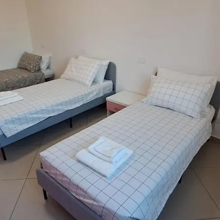 A Casa Di Giulia Near Rho Fiera *